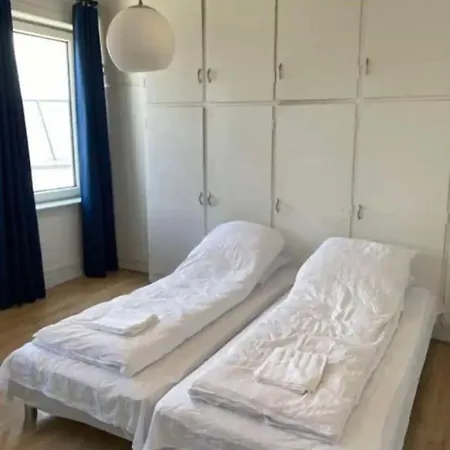 Super Plads Til 4 Personer * Hirtshals